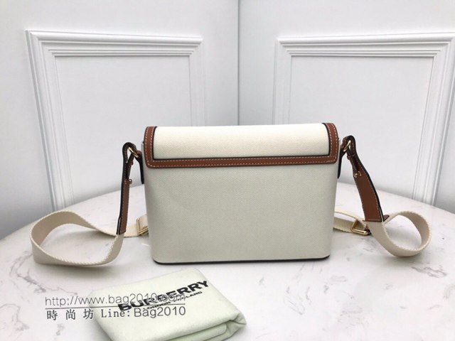 Burberry專櫃新款女包 巴寶莉斜背包 Burberry字母徽標帆布女包  db1168
